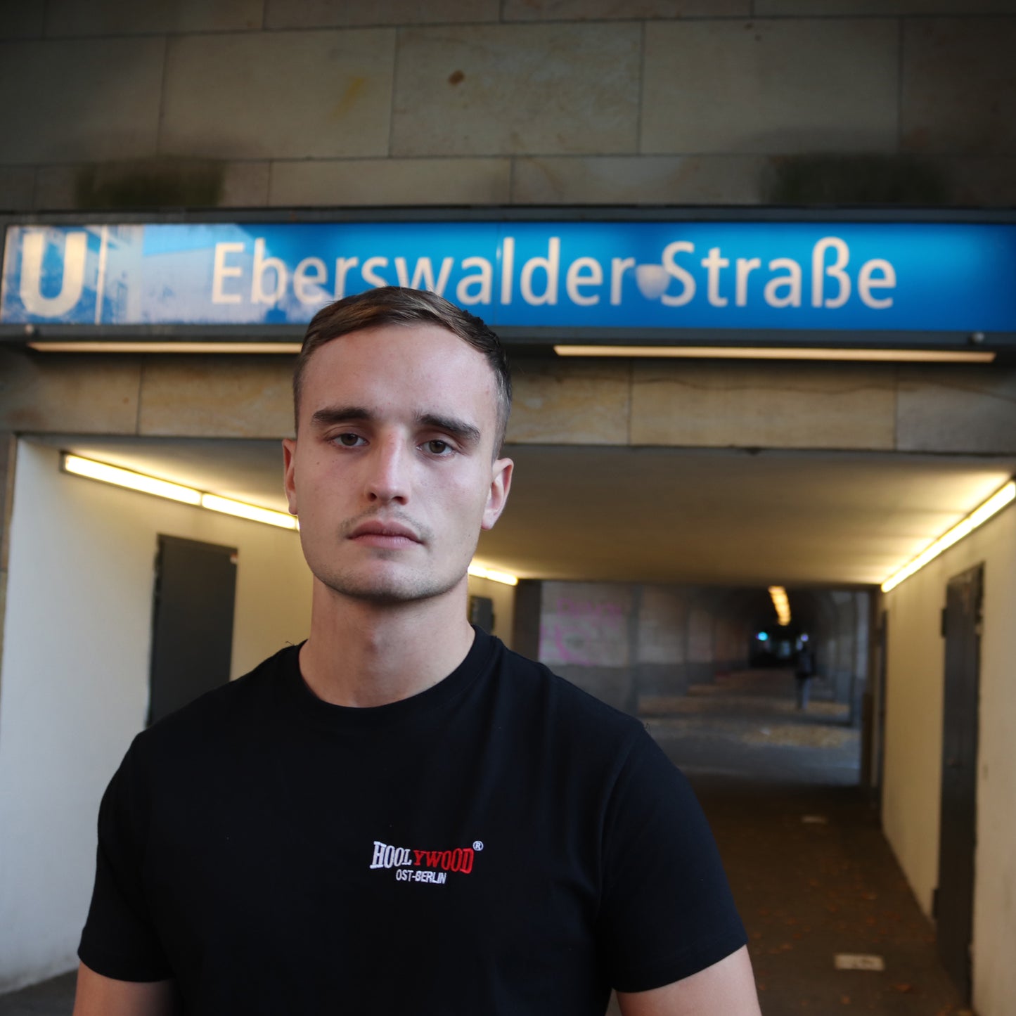 HOOLYWOOD – OST BERLIN T-Shirt, kurzarm Nicki mit dezeten hochwertigem Logostick - Made in Germany (schwarz - black)