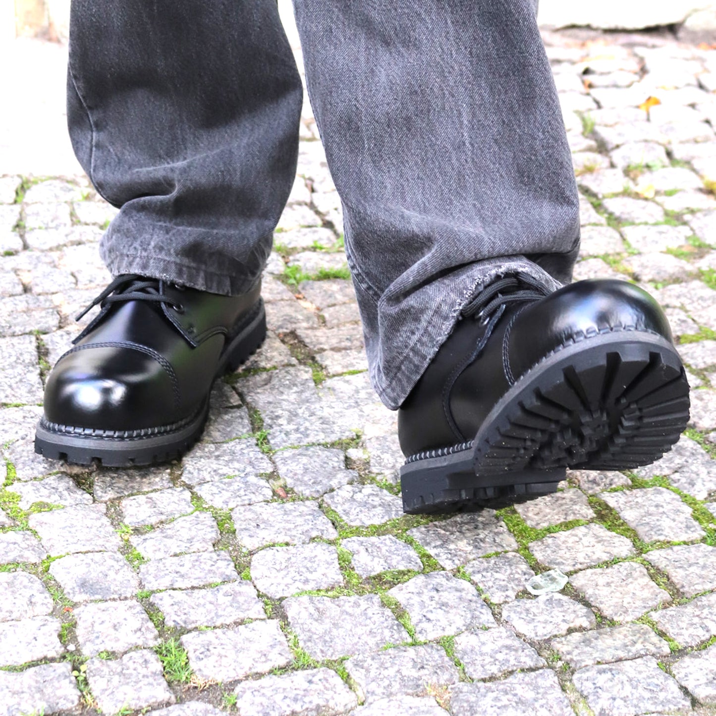 GRINDERS co.uk 3 Loch Shoes REGENT CS with Steelcap and Commando Soles (schwarz - black)