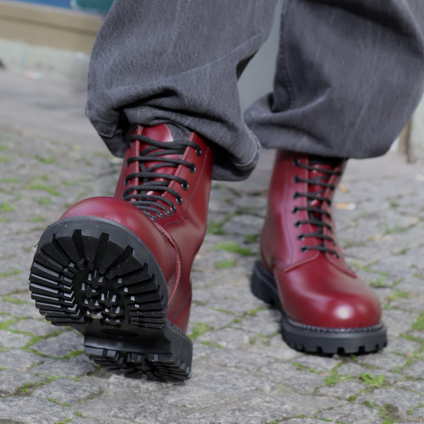 GRINDERS co.uk 8 Loch Stiefel/Boots CEDRC CS with Commando Soles (cherry red - burgundy))