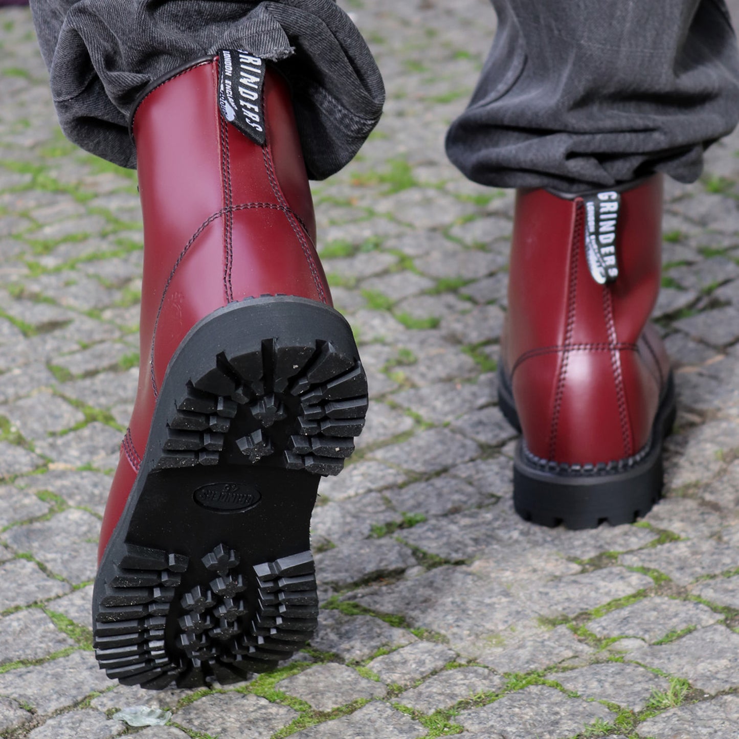 GRINDERS co.uk 8 Loch Stiefel/Boots CEDRC CS with Commando Soles (cherry red - burgundy))