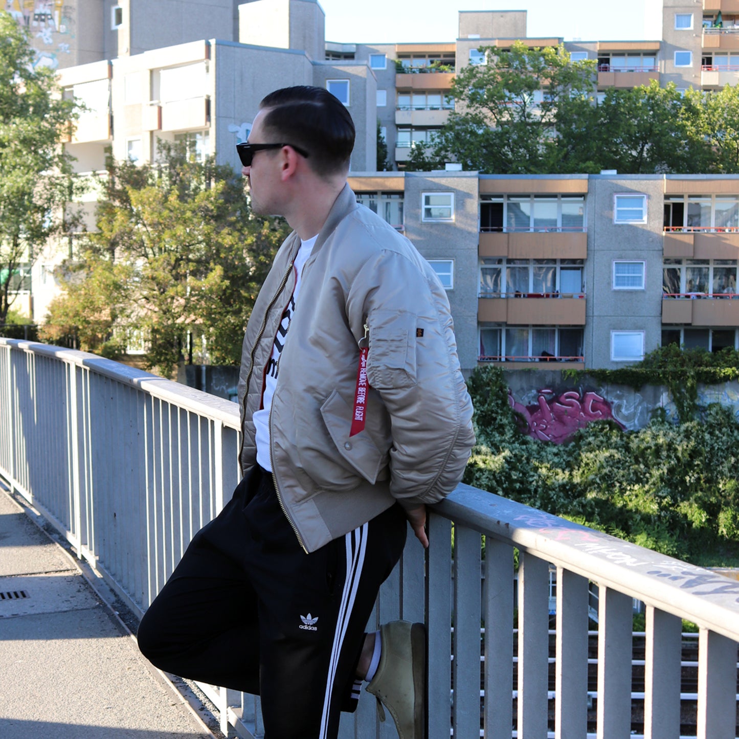 ALPHA IND. Bomberjacket, Fliegerjacke, limited edition (silber - vintage sand)