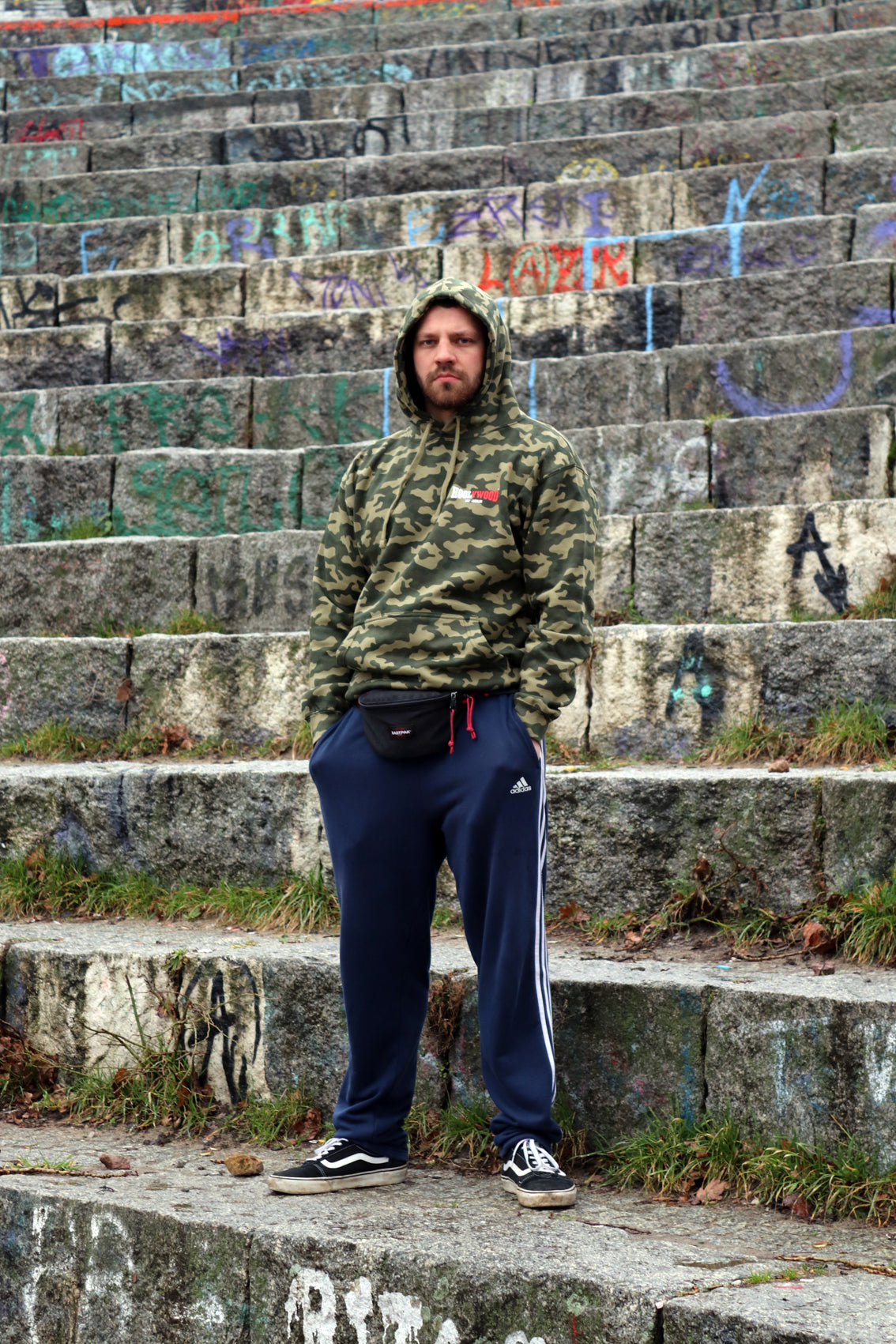 HOOLYWOOD OST-BERLIN Kapuzen Sweatshirt, Made in Germany, imited Edition (woodland - camouflage)