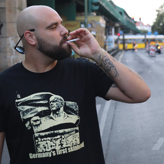 HOOLYWOOD T-Shirt FIRST SKINHEAED kurzarm Siebdruck Made in Germany (schwarz - black)