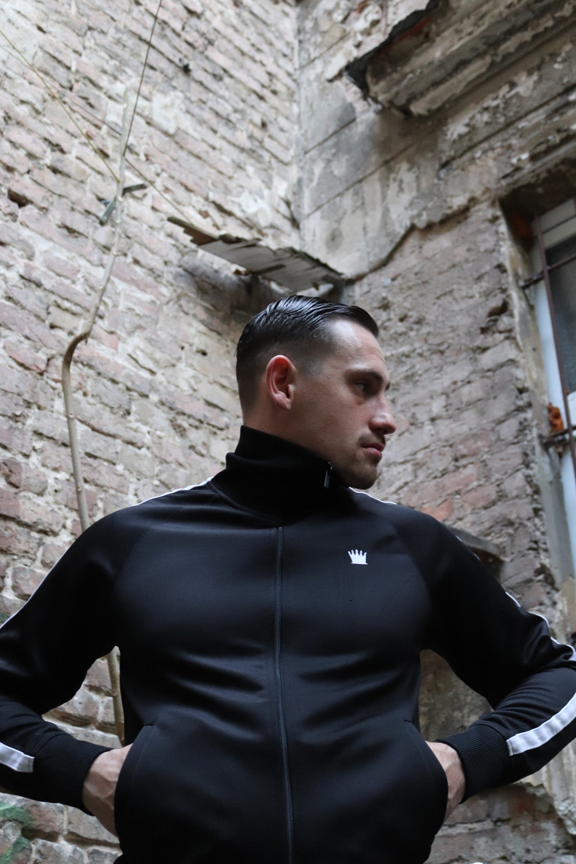 Trainingsjacke Track Jacket KINGSLEAGUE (black/schwarz mit weissem Streifen)