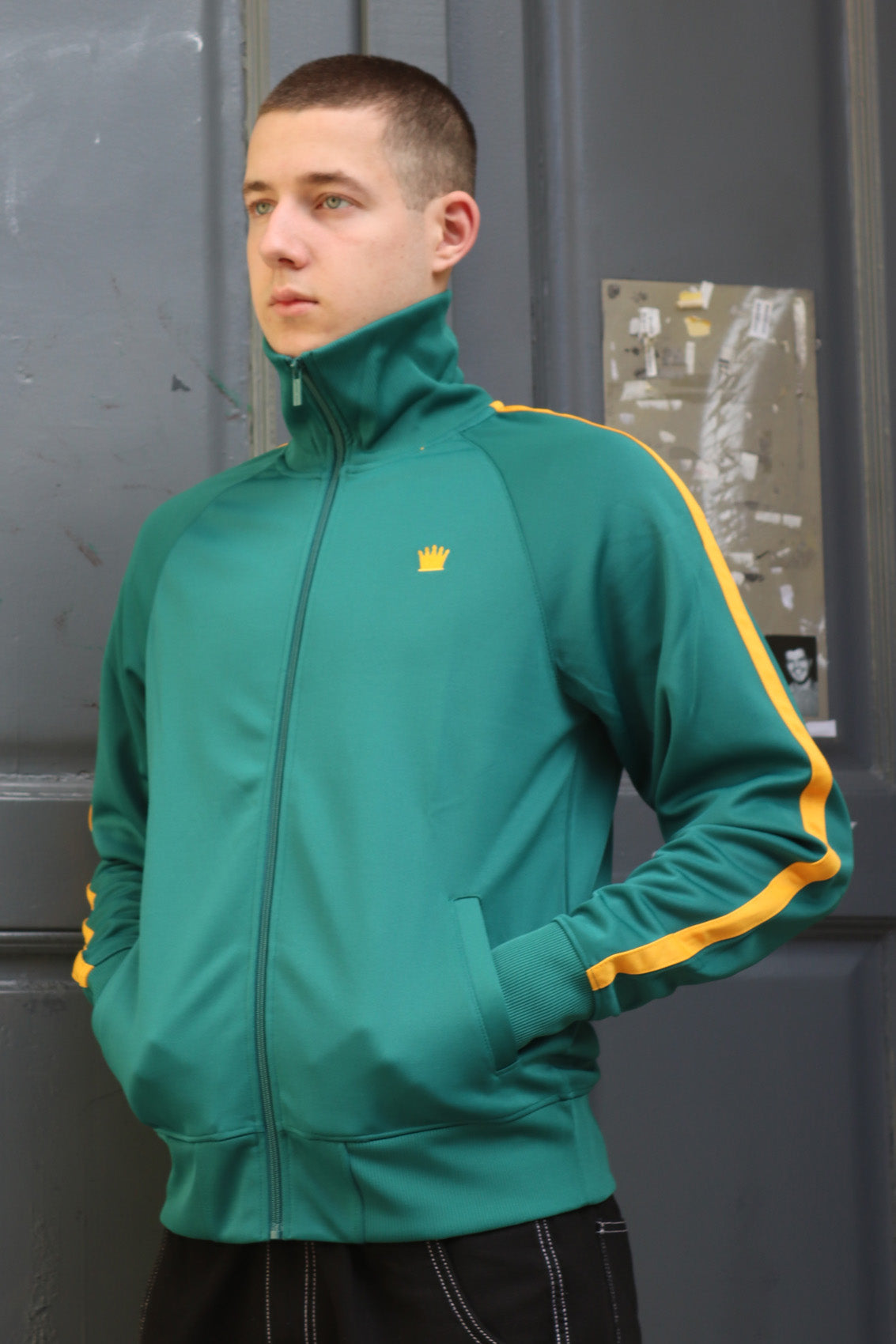 Trainingsjacke Track Jacket KINGSLEAGUE (green mit gelben Streifen)