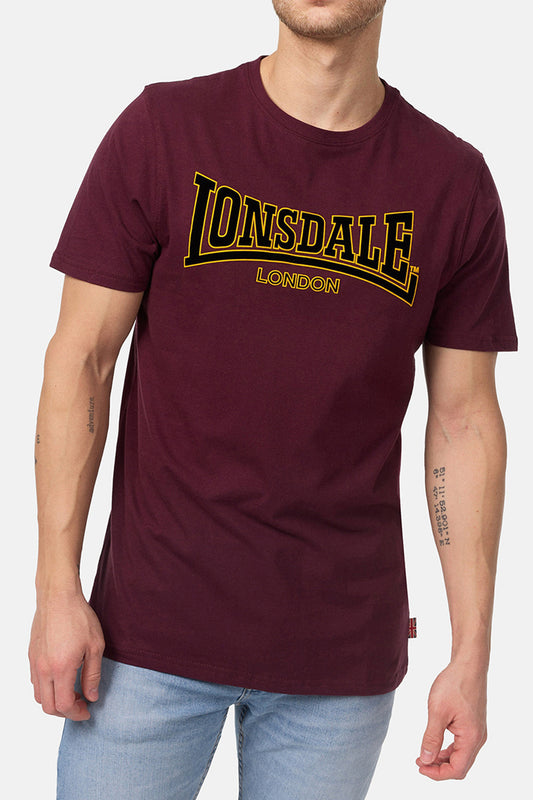 LONSDALE LONDON T-Shirt mit klassischem Flockdruck auf der Brust/Front (weinrot - oxblood)
