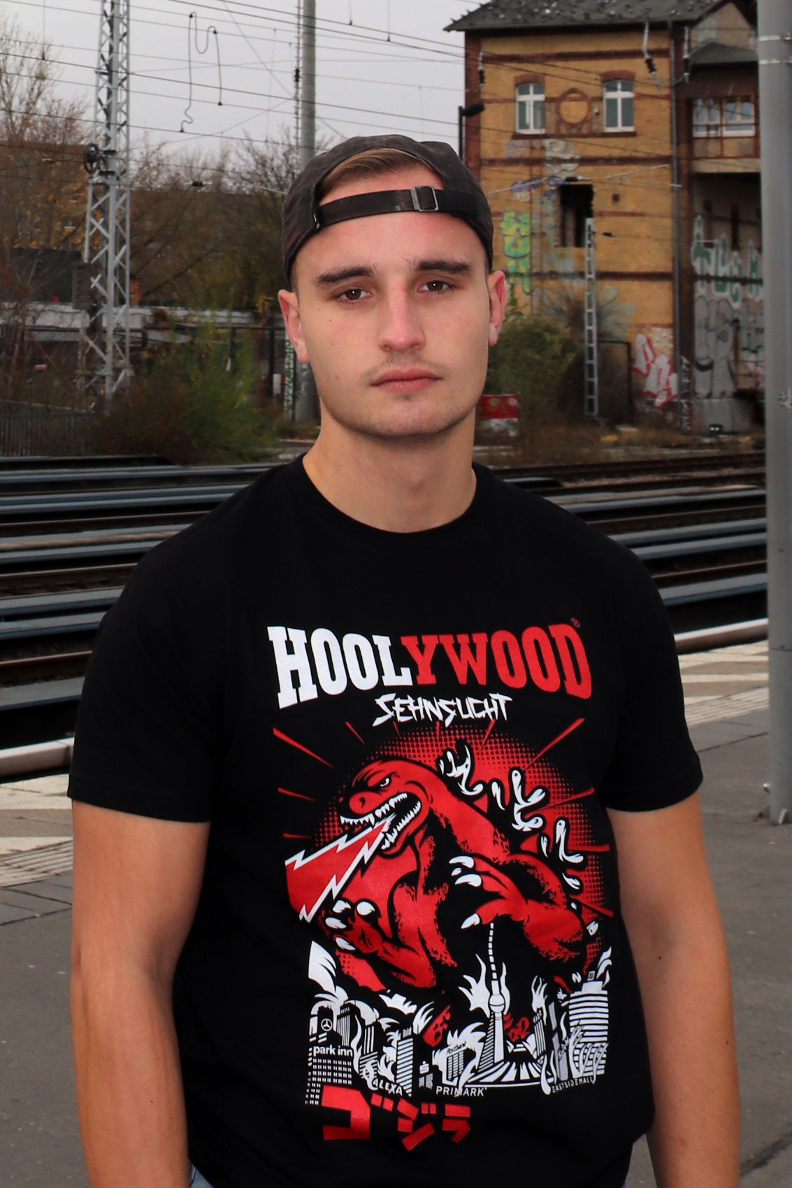 HOOLYWOOD T-Shirt GODZILLA kurzarm regular 100% Siebdruck made in Germany (schwarz - black)