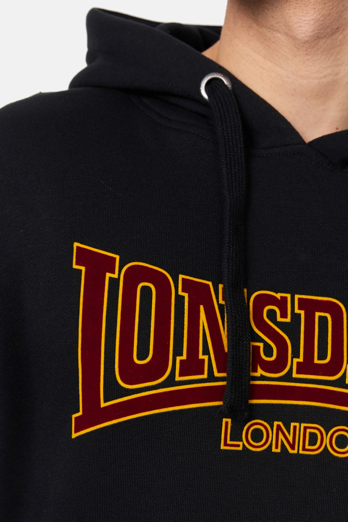 LONSDALE London Hoodie Kapuzensweatshirt mit klassischem zweifarbigem Flockdruck (black - schwarz)