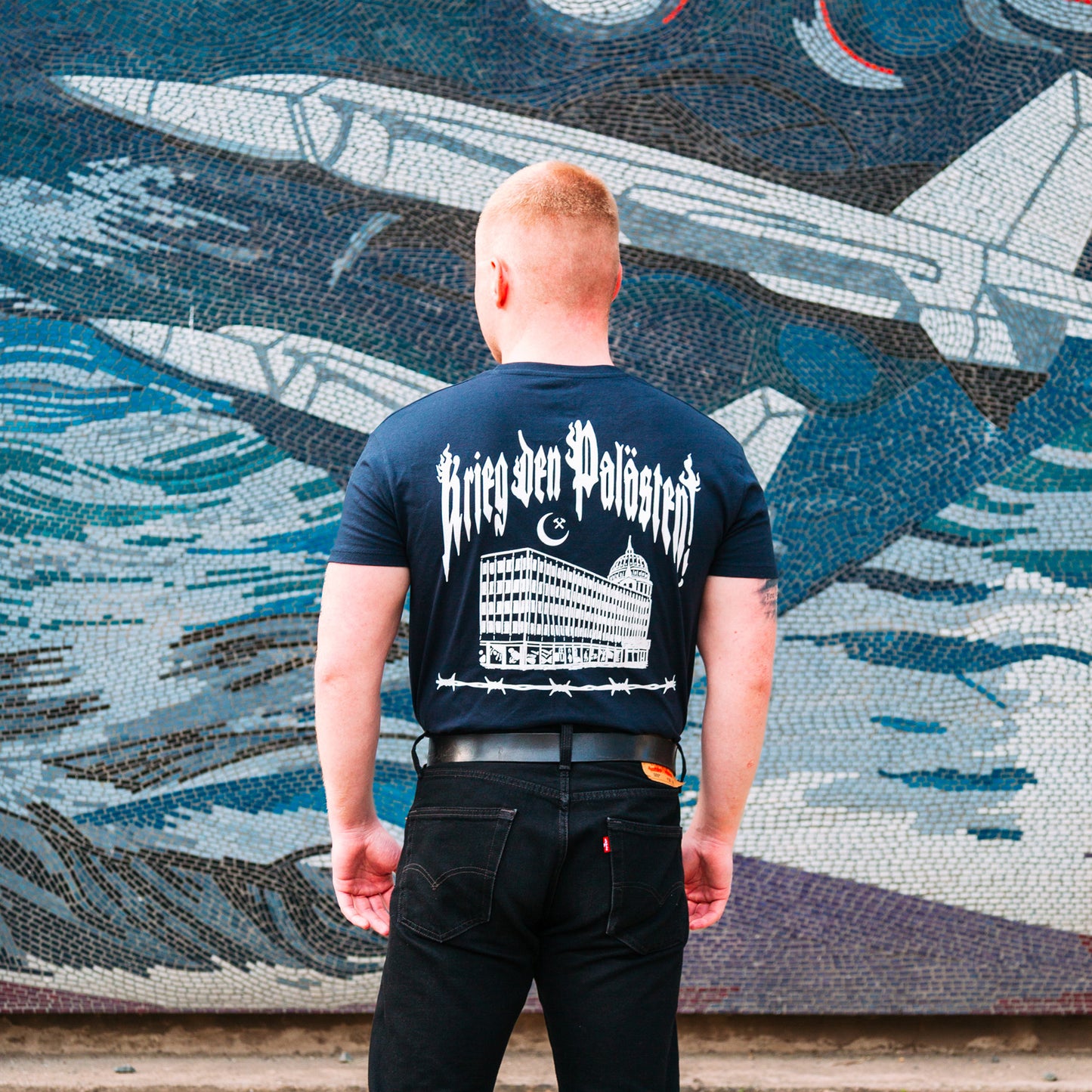HOOLYWOOD - KRIEG DEN PALÄSTEN - POTSDAM - unsere neue Serie von streng limitierten T-Shirts/Nick (dunkelblau - navy)
