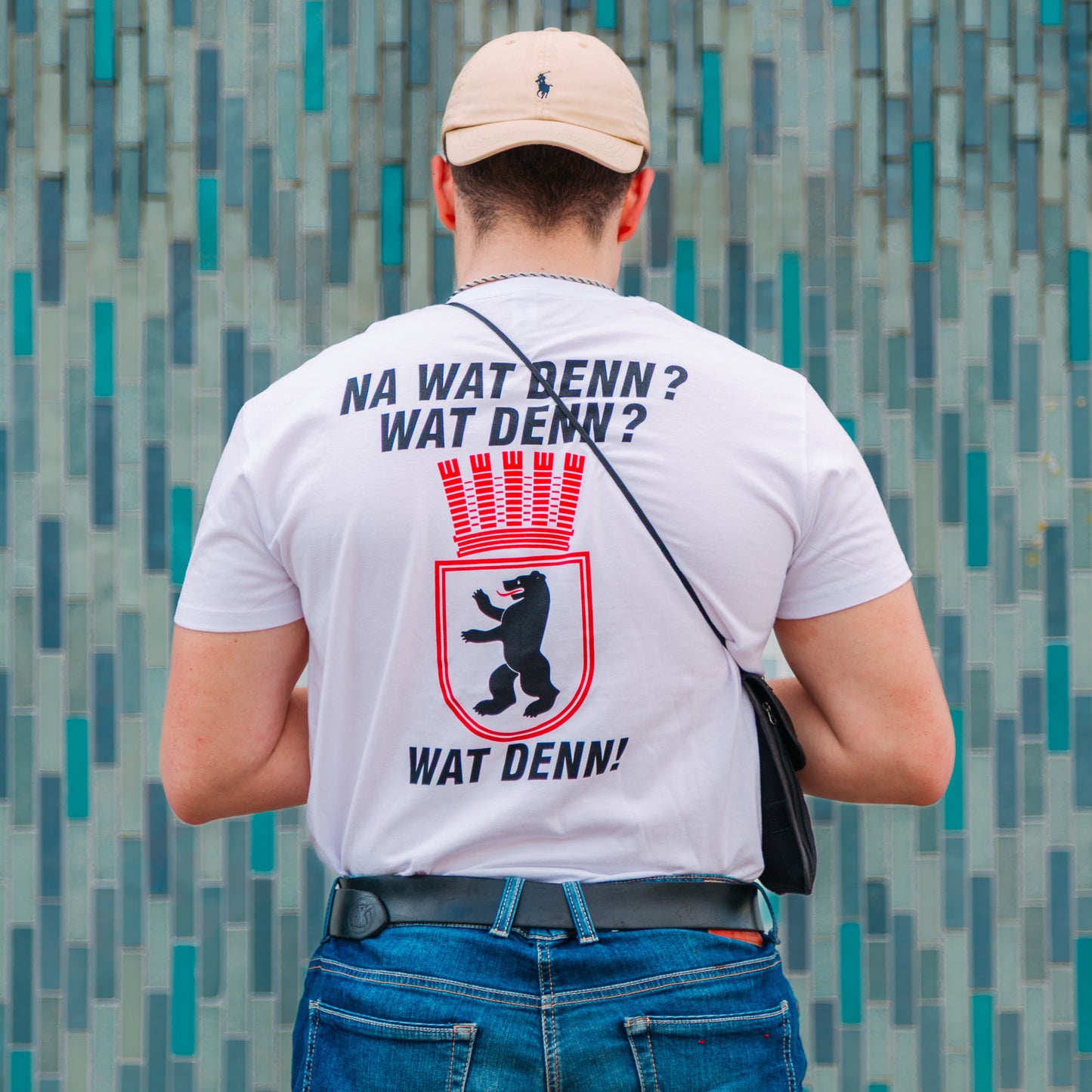 "NA WAT DENN?" OST-BERLIN T-Shirt limited Edition manufactured by HOOLYWOOD Siebdruck Made in Germany (weiss - white)