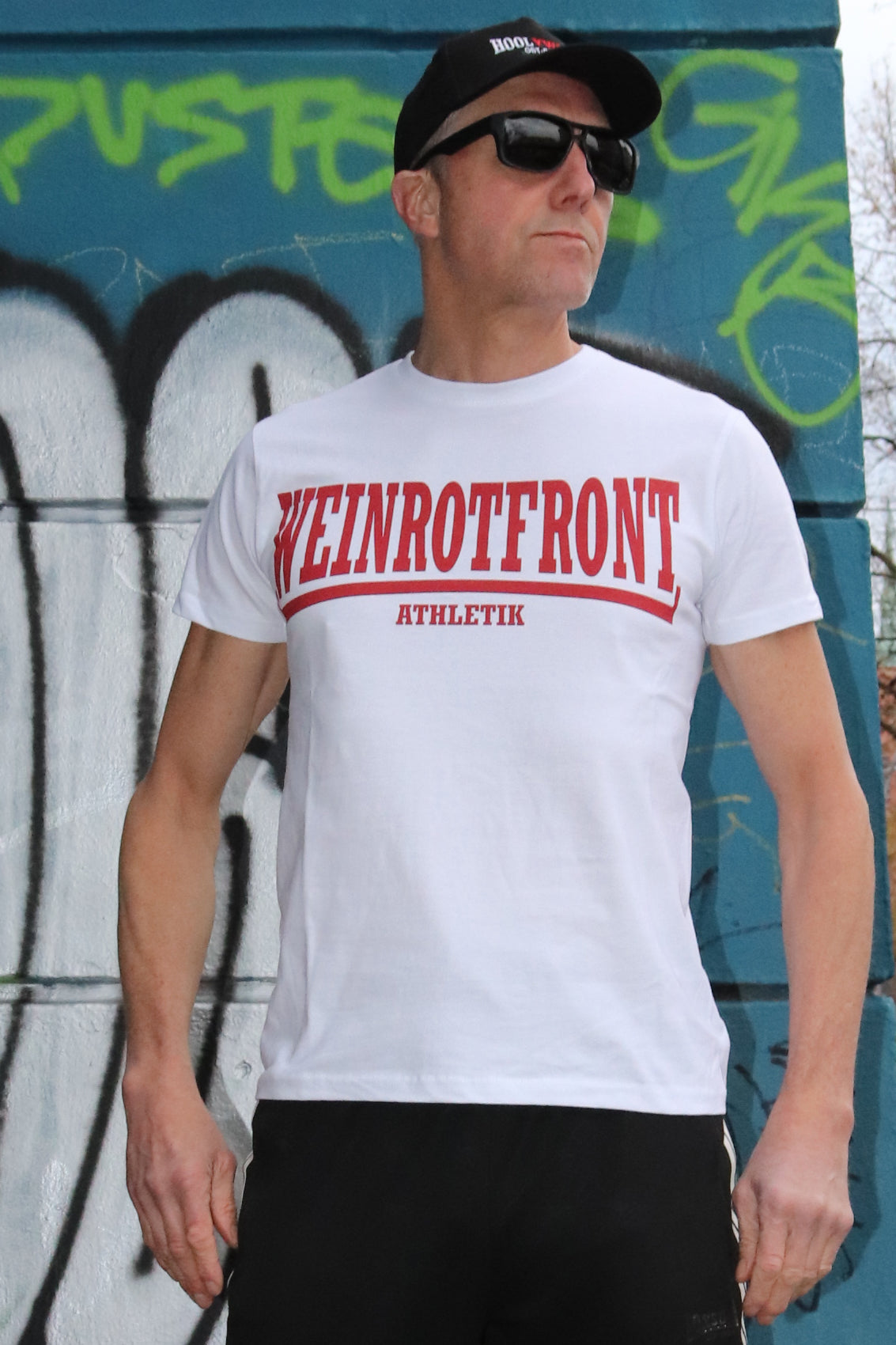 T-Shirt WEINROTFRONT kurzarm Frontdrtuck manufactured by HOOLYWOOD (weiss - white)