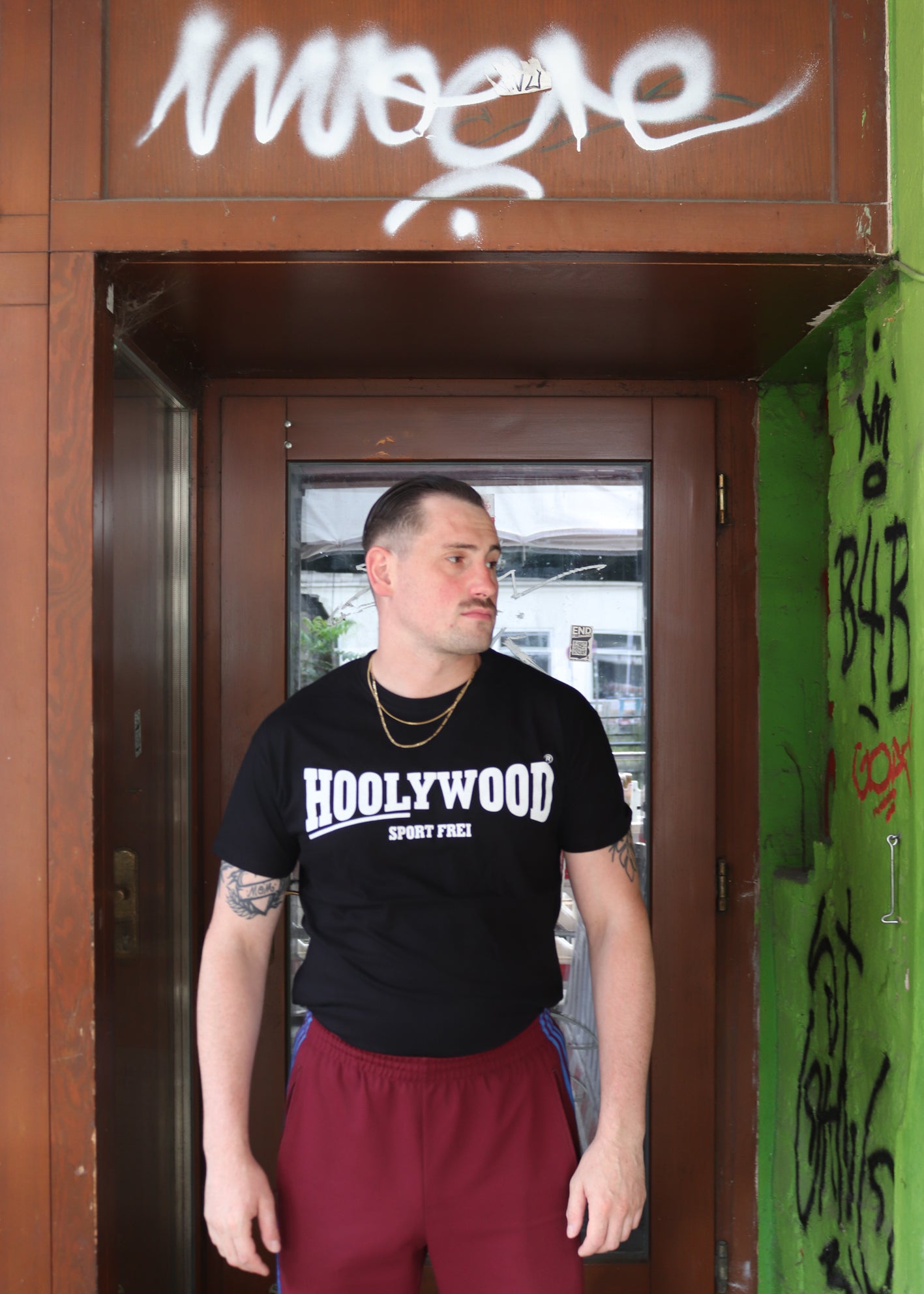 HOOLYWOOD – SPORT FREI - ALLE GEGEN ALLE T-Shirt, Nicki (schwarz - black)