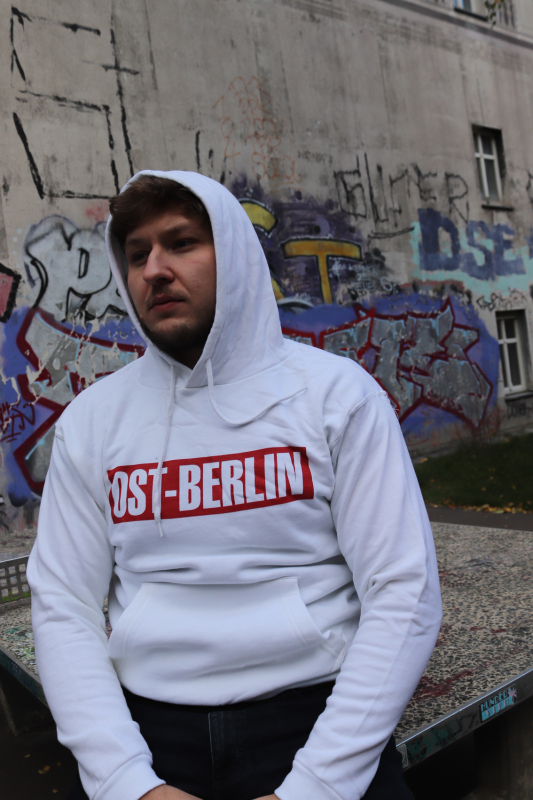 OST-BERLIN Kapuzen-Sweatshirt, Hooded-Sweatshirt, Hoody, Pullover mit Kapuze, by HOOLYWOOD-Berlin (weiss - white)
